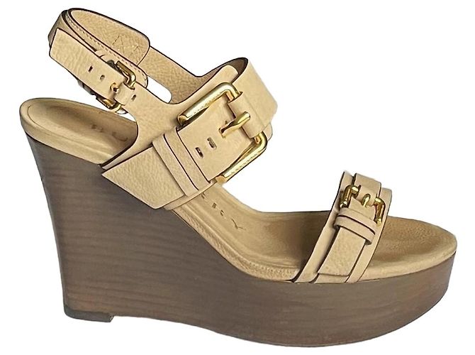 Burberry beigen Leder-Wedges Sandalen Größe 39