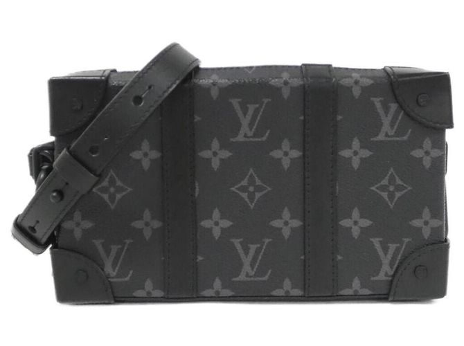 Bolso de hombro cartera Soft Trunk Monogram Eclipse de Louis Vuitton Negro