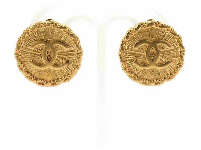 Chanel Coco Mark Metall Gold Clip Ohrringe Golden