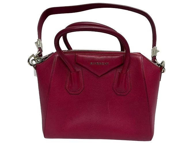 Sac à main Antigona Small en cuir de chèvre bordeaux de Givenchy Rouge