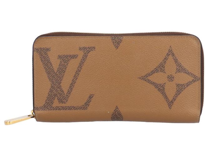 Louis Vuitton Zippy Wallet Monogram Giant Reverse Brown
