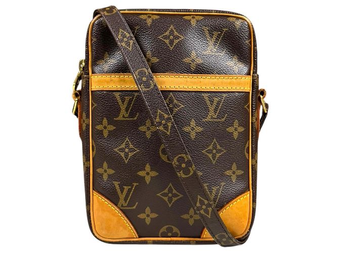 Sac à épaule Monogram Danube de Louis Vuitton Marron
