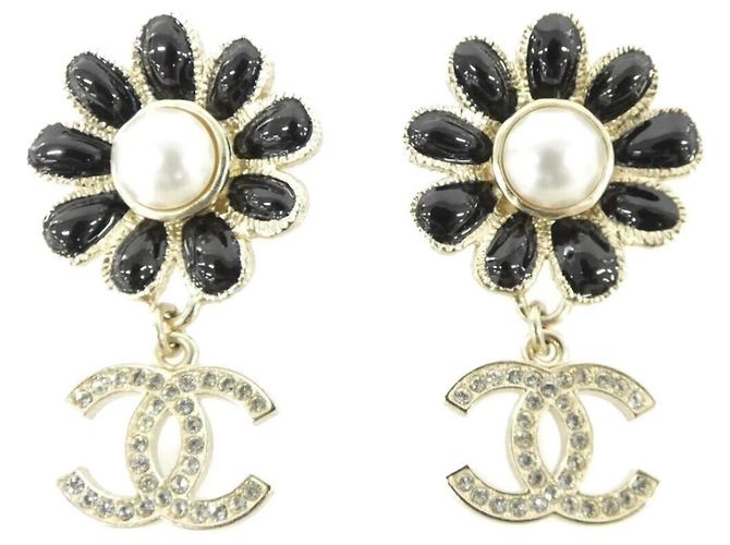 Orecchini a perno Chanel AB9655 Nero Bianco D'oro 