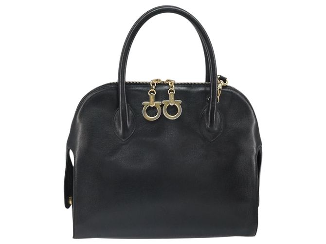 Salvatore Ferragamo Gancini em couro Preto