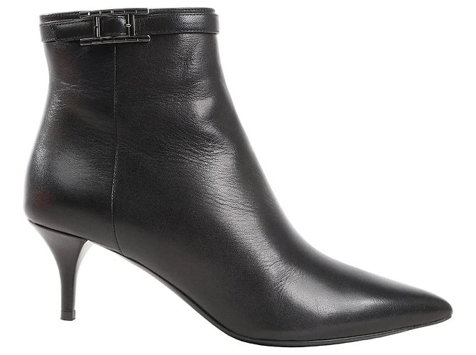 Hermès Hermes Leather Ankle Boots in Black, Size 38.5 EU