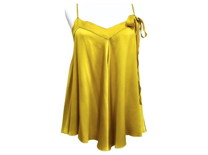 Burberry Tops Amarillo Seda