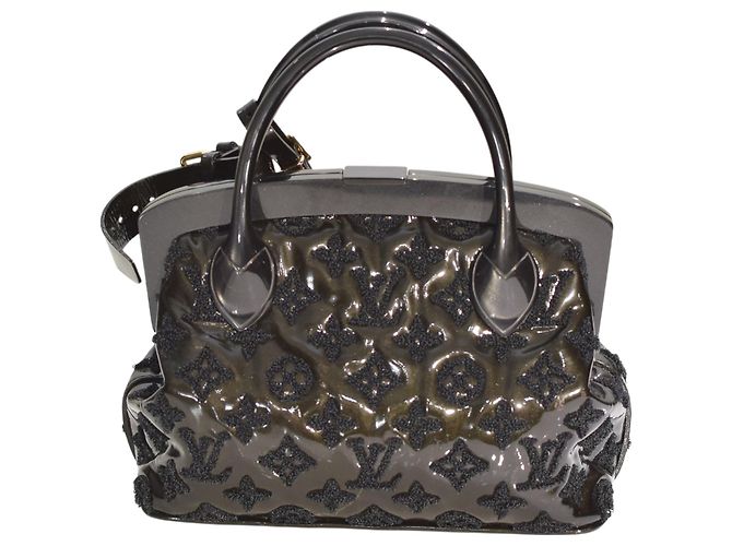Louis Vuitton Limited Edition Black Monogram Fascination Lockit BB Frame Patent Leather M40604 Bag