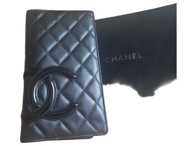 Cartera Agenda Chanel de Cuero Cambon Negro