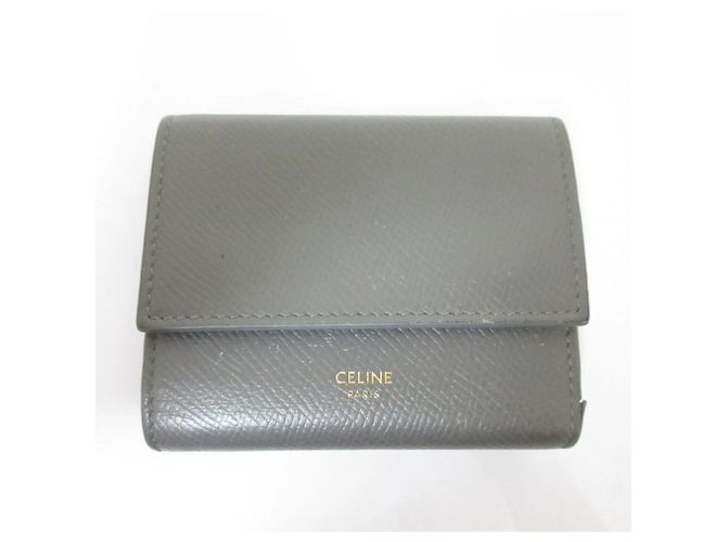 Céline Carteira compacta pequena em couro de bezerro Celine com três dobras Marrom