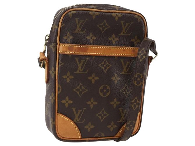 LOUIS VUITTON Bolsa de Ombro Monogram Danube M45266 LV Auth ka2244 Monograma