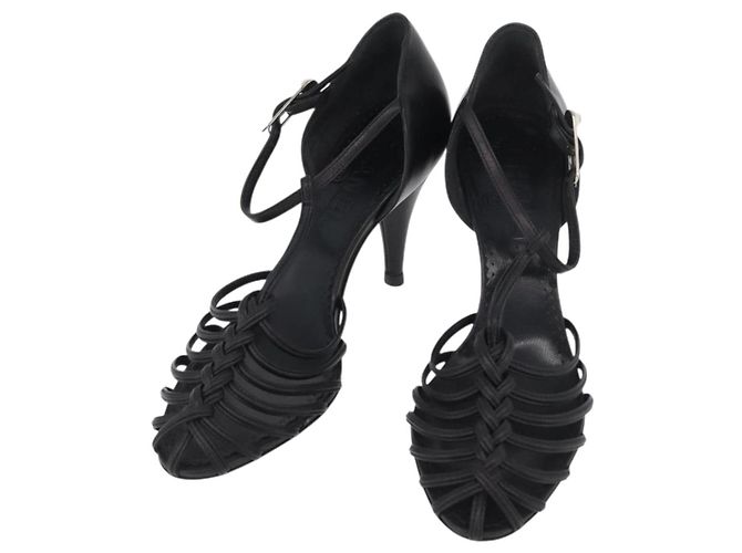 CHANEL Pumps High Heels Leder 35 1/2 Schwarz CC Auth BA10766