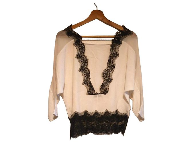 Top de seda branca da Sandro com renda preta Preto Branco