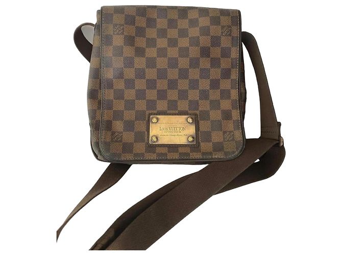 Bolsa de couro Damier Brooklyn PM da Louis Vuitton Marrom