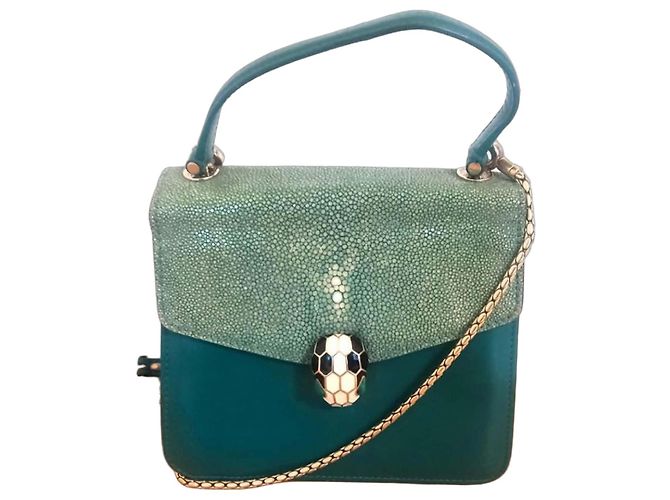 Bolsa Bulgari em couro verde