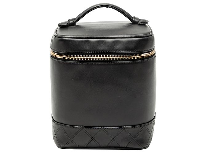 Vanity Neceser acolchado de cordero negro CC de Chanel