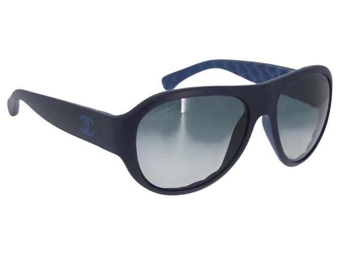 Occhiali da sole CHANEL in plastica blu CC Auth BA10703