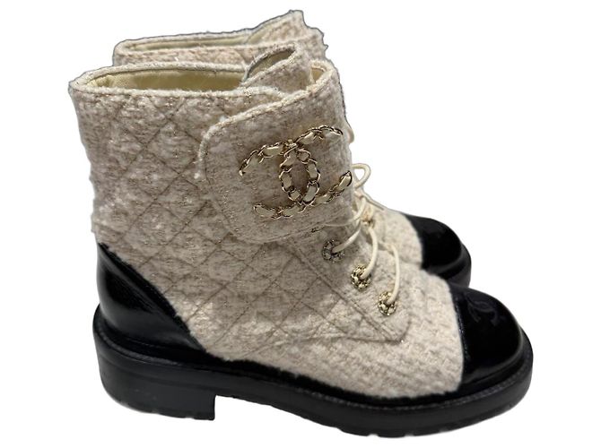 Botines Chanel de Tweed y Cuero Charol 39