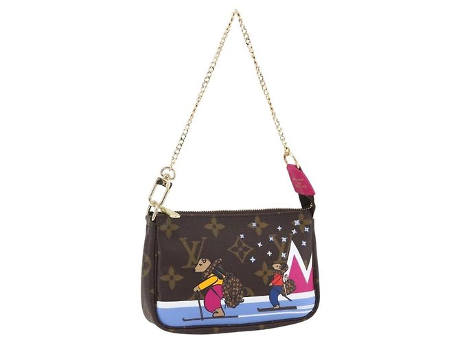 LOUIS VUITTON Mini Pochette Acessórios Ski Bear Monograma M67769 Auth 168216SM
