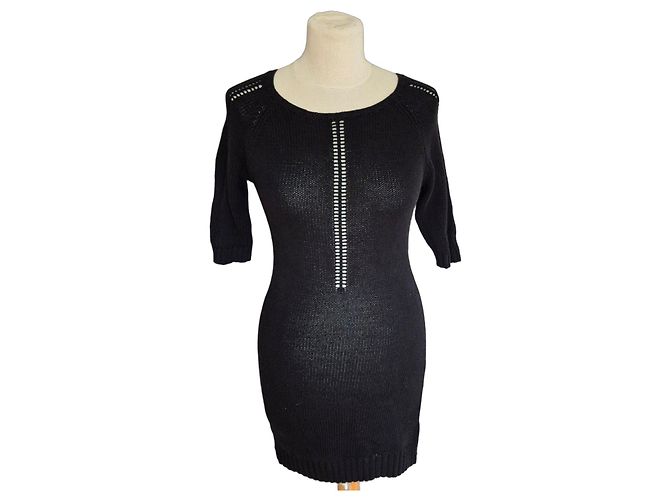 Schwarzes Strickkleid Maje