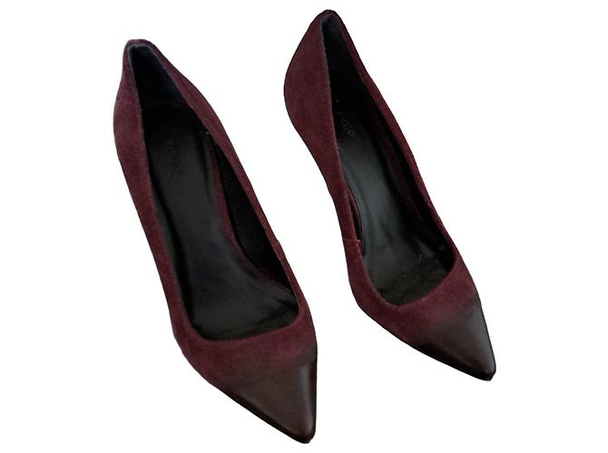 Escarpins en daim bordeaux Maje