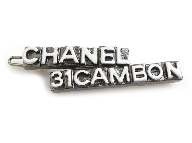 Fermaglio per capelli in gunmetal e bianco Chanel Metallico