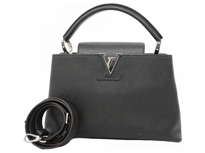 Borsa Louis Vuitton Taurillon Capucines PM Nero