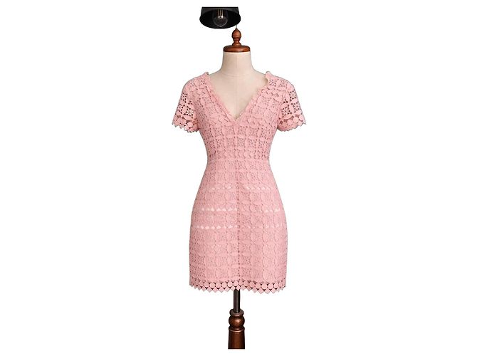 Rosa Spitzenkleid von Sandro Pink