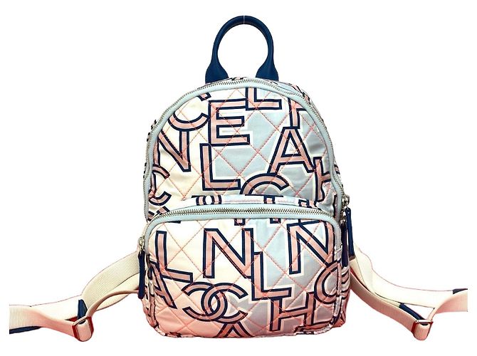 Timeless Mochila mini de couro e algodão com logo Coco Mark da Chanel Rosa Branco Azul