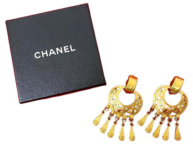 Timeless Orecchini Chanel Coco Mark oro D'oro 
