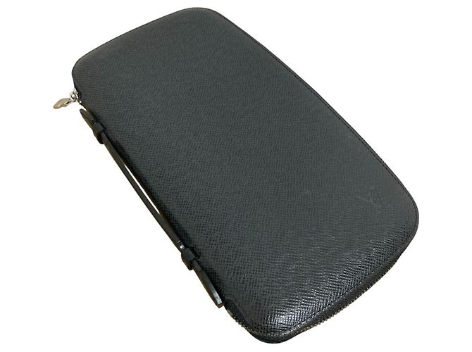 Louis Vuitton Taiga Organizer Long Wallet Black Grey
