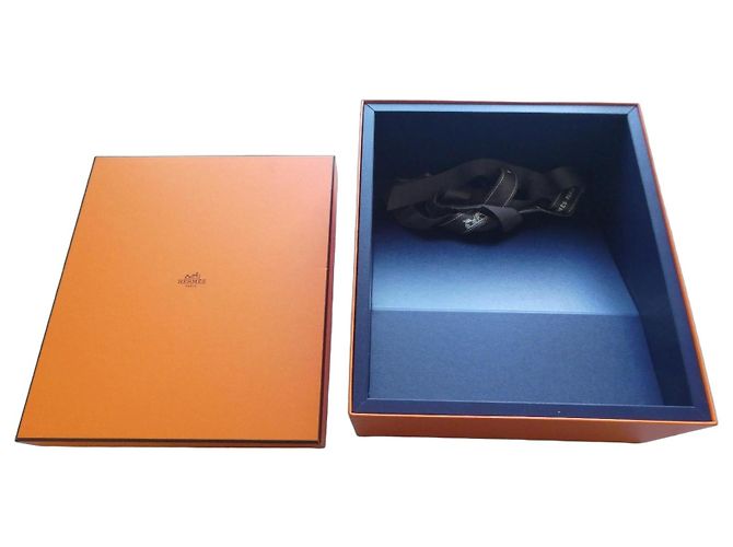 boite hermès blue box 1258 commande spéciale VIP sac hermès mini rare Orange