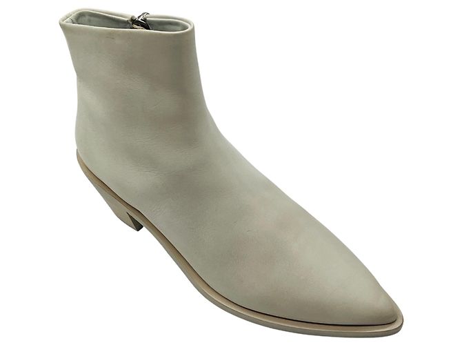 Marsèll Botines de cuero marfil con punta afilada Marsell Beige