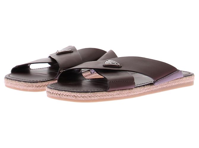 Prada Sandalias marrones de cuero Castaño
