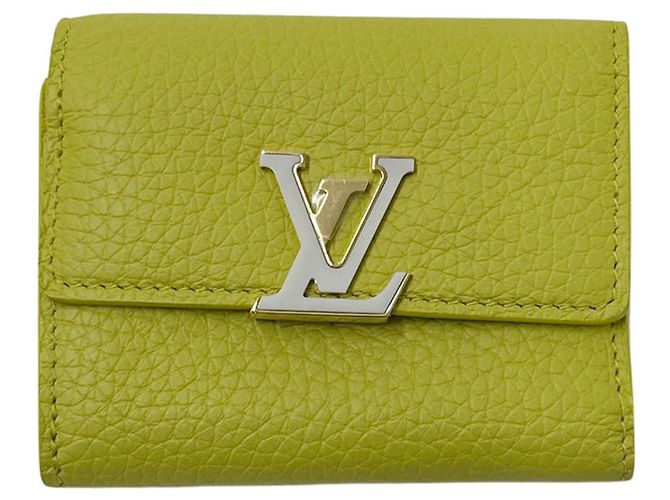 Capucines Louis Vuitton Women's Tri-fold Wallet Yellow
