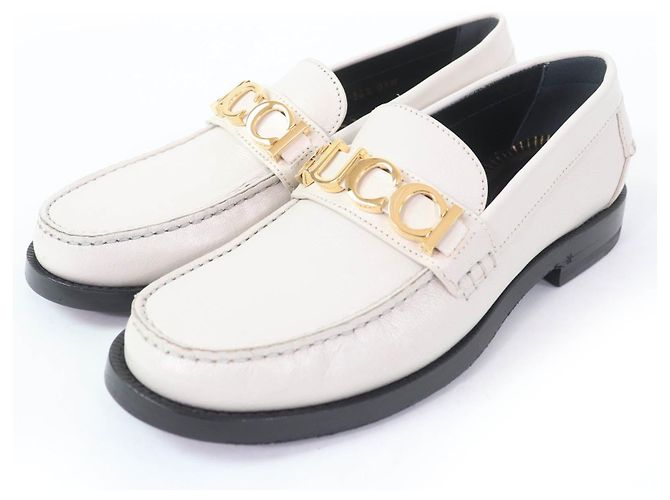 Mocassins Gucci en cuir Beige Écru
