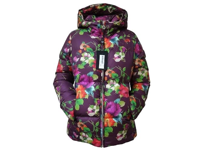 Blumarine beautiful and comfortable down jacket size 42IT  NEW! Multiple colors