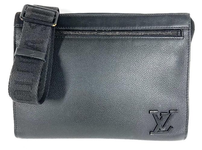 Sac Messenger Voyage Aerogram Louis Vuitton Noir