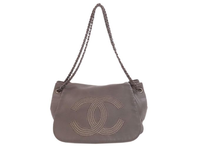 Chanel Schultertasche aus Lammleder mit Kette Anthrazitgrau