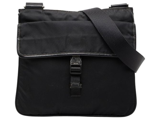 Bolsa de ombro com placa de logo triangular Prada Preto