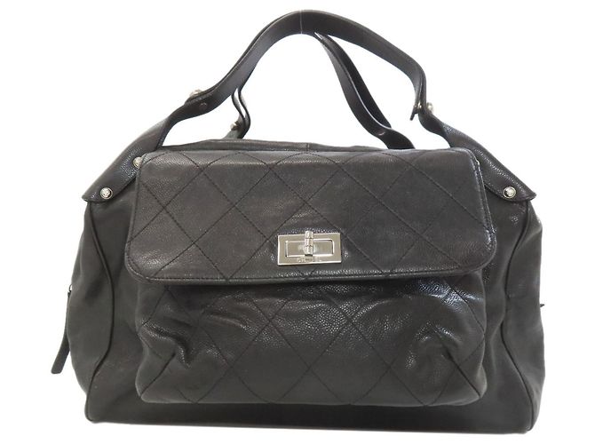 Bolsa tote CHANEL Matelassé com hardware prateado Preto