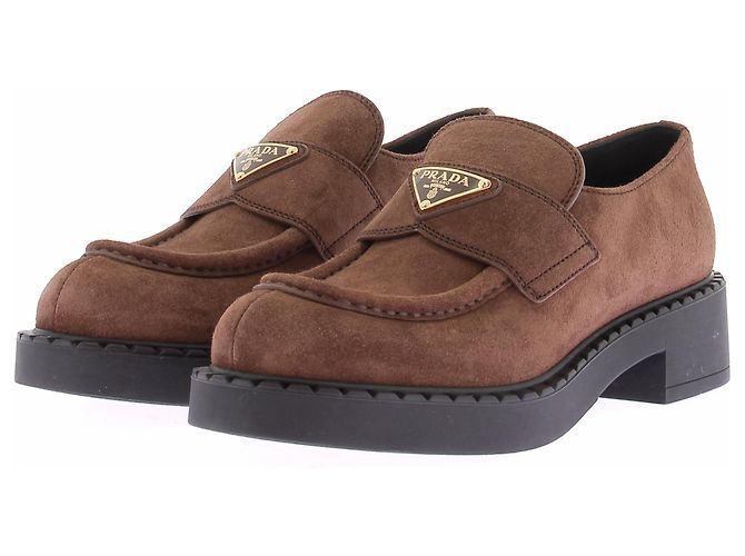 Prada Mocassins en daim marron Brown