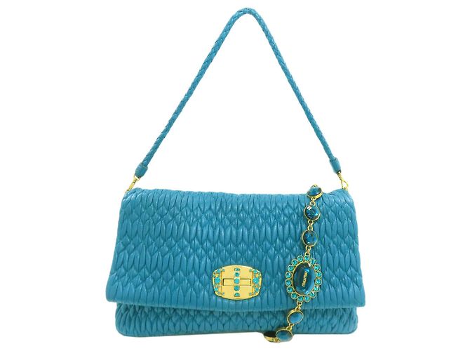Bolsa Miu Miu de couro de bezerro matelassê com uma alça Azul