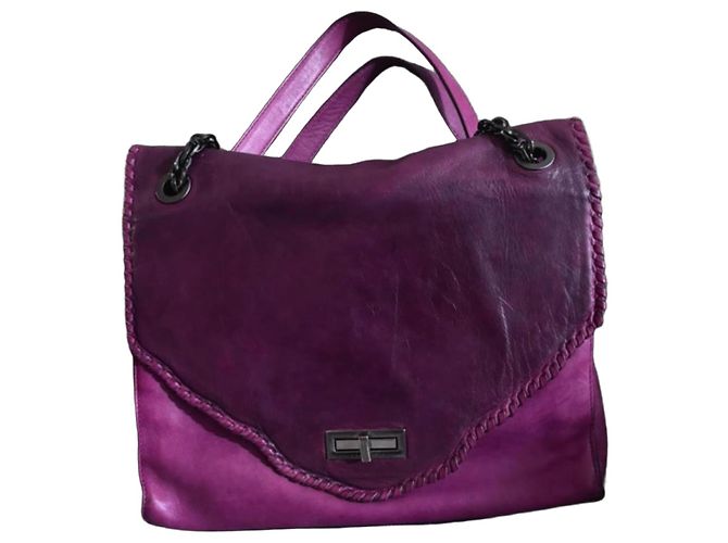 Bolsa de couro Pierre Balmain em roxo