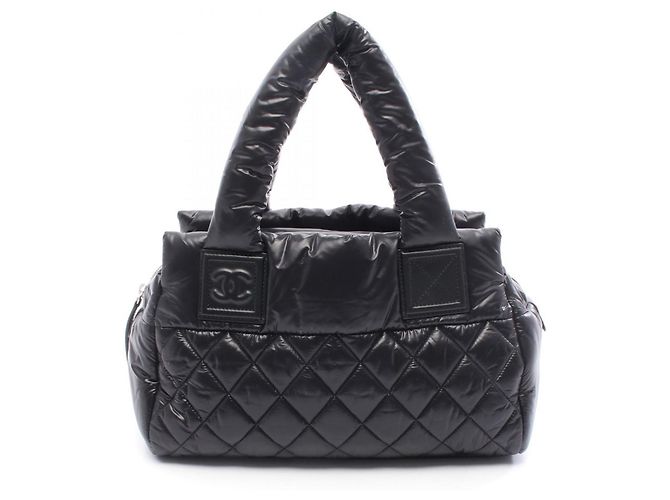 Borsa Chanel Coco Cocoon in nylon e pelle, nera. Nero