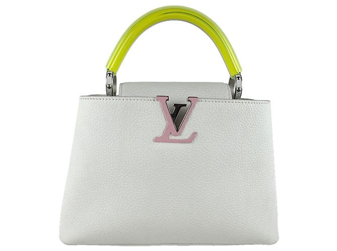 Borsa a spalla Capucines BB Louis Vuitton in pelle bianca, Donna, Bianco