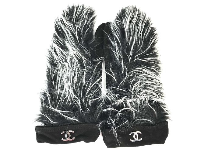 Guanti tipo muffola Chanel Nero Bianco Pelle