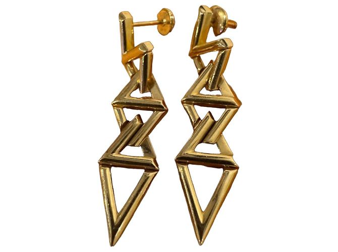 Louis Vuitton boucles pendants collection volt or 18 carats Bijouterie dorée