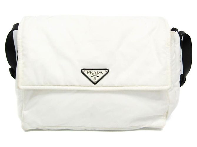 Bolsa de Ombro Re-Nylon Almofadada Prada Preto Branco