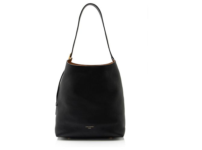 Hobo Low Key MM em Couro de Bezerro Louis Vuitton Preto