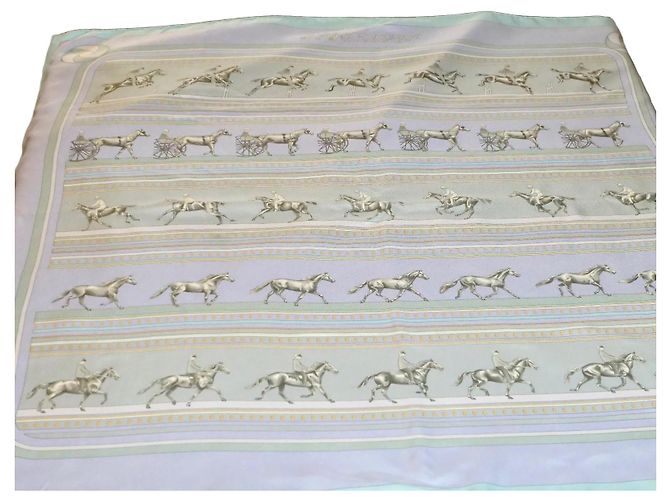 Sequenze Lathan 90*90 di Hermès Blu chiaro 